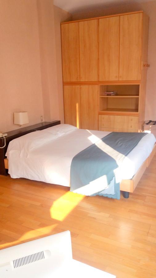 Residence Nizza Torino Esterno foto